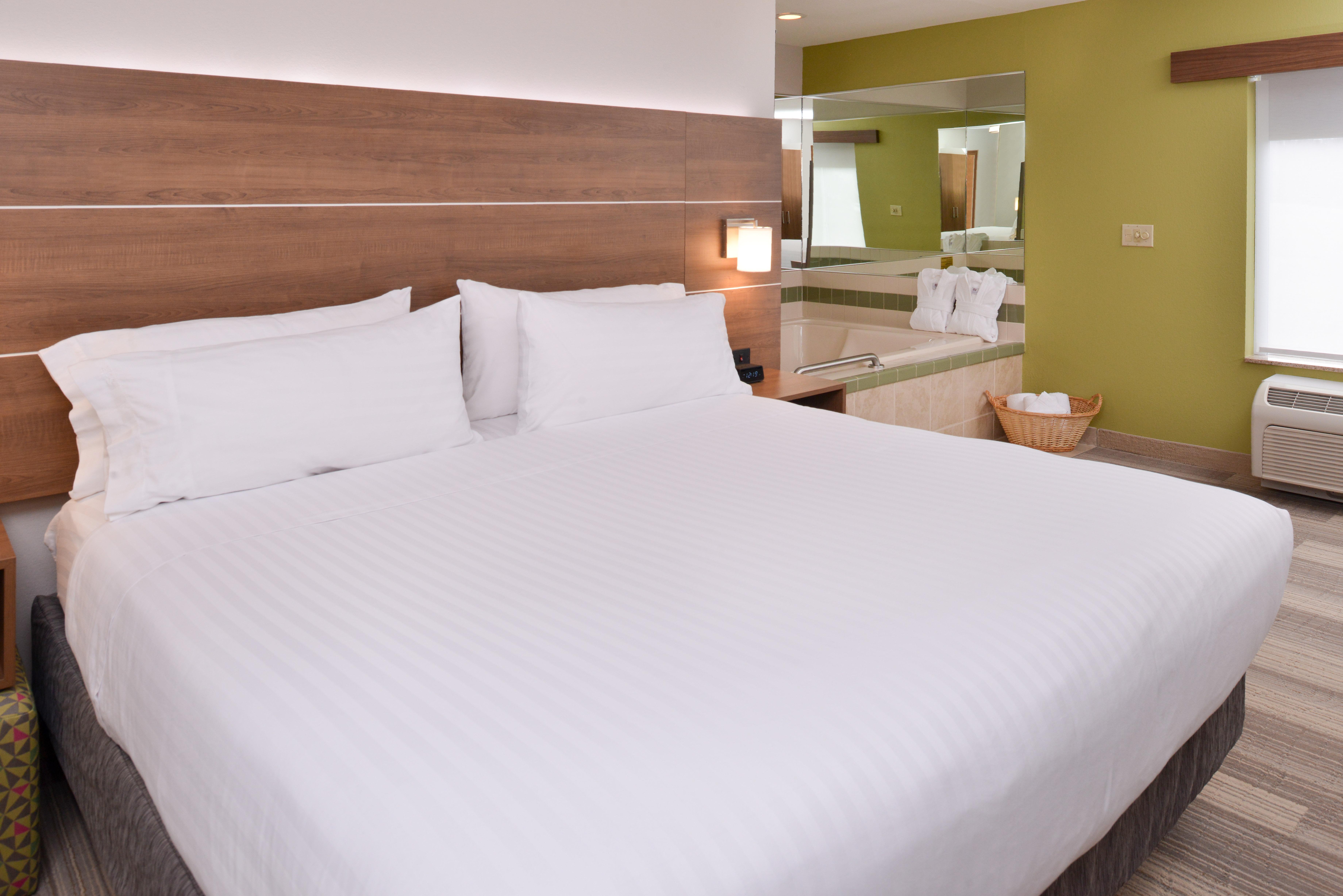Holiday Inn Express Mineral Wells By Ihg Parkersburg Dış mekan fotoğraf