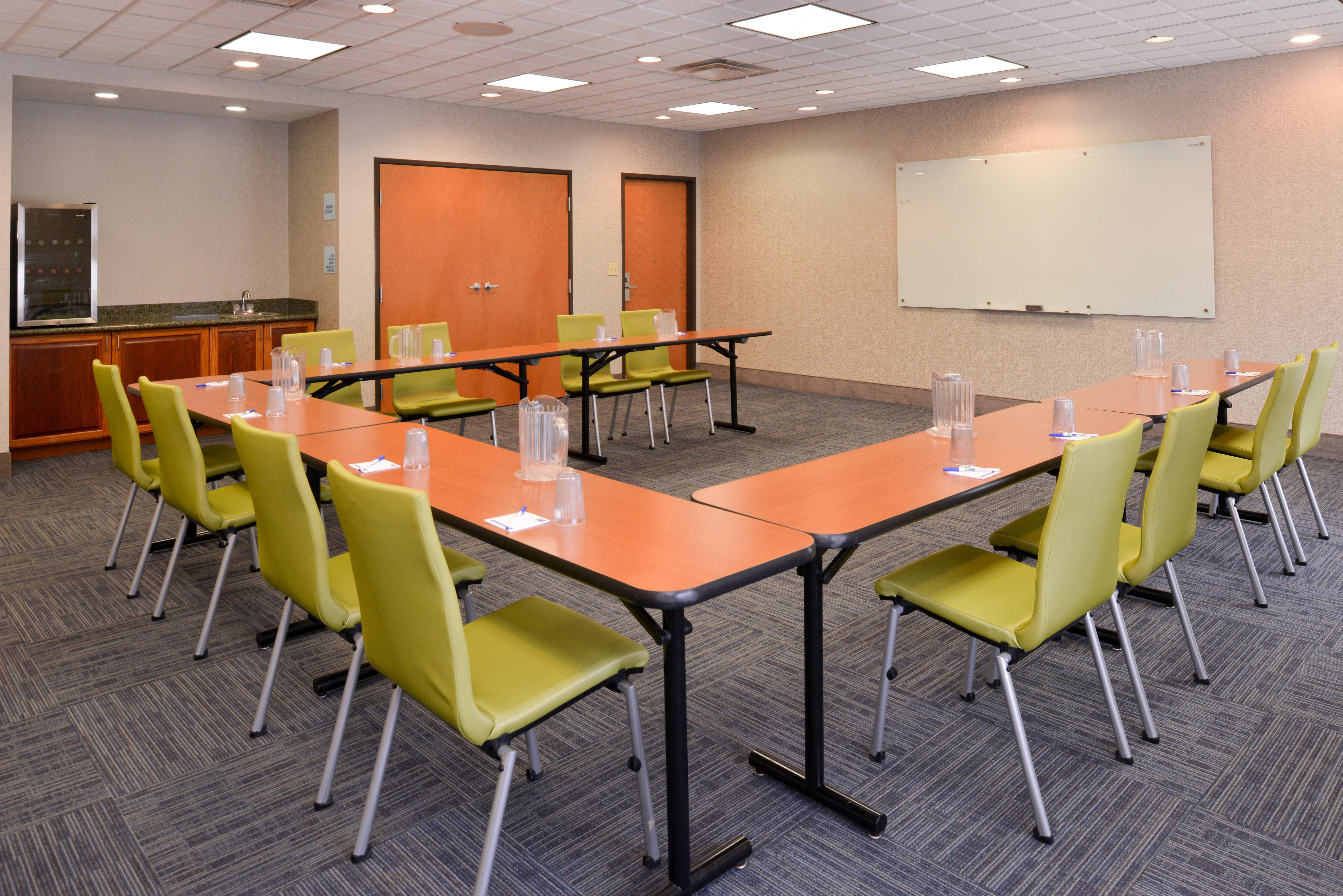 Holiday Inn Express Mineral Wells By Ihg Parkersburg Dış mekan fotoğraf