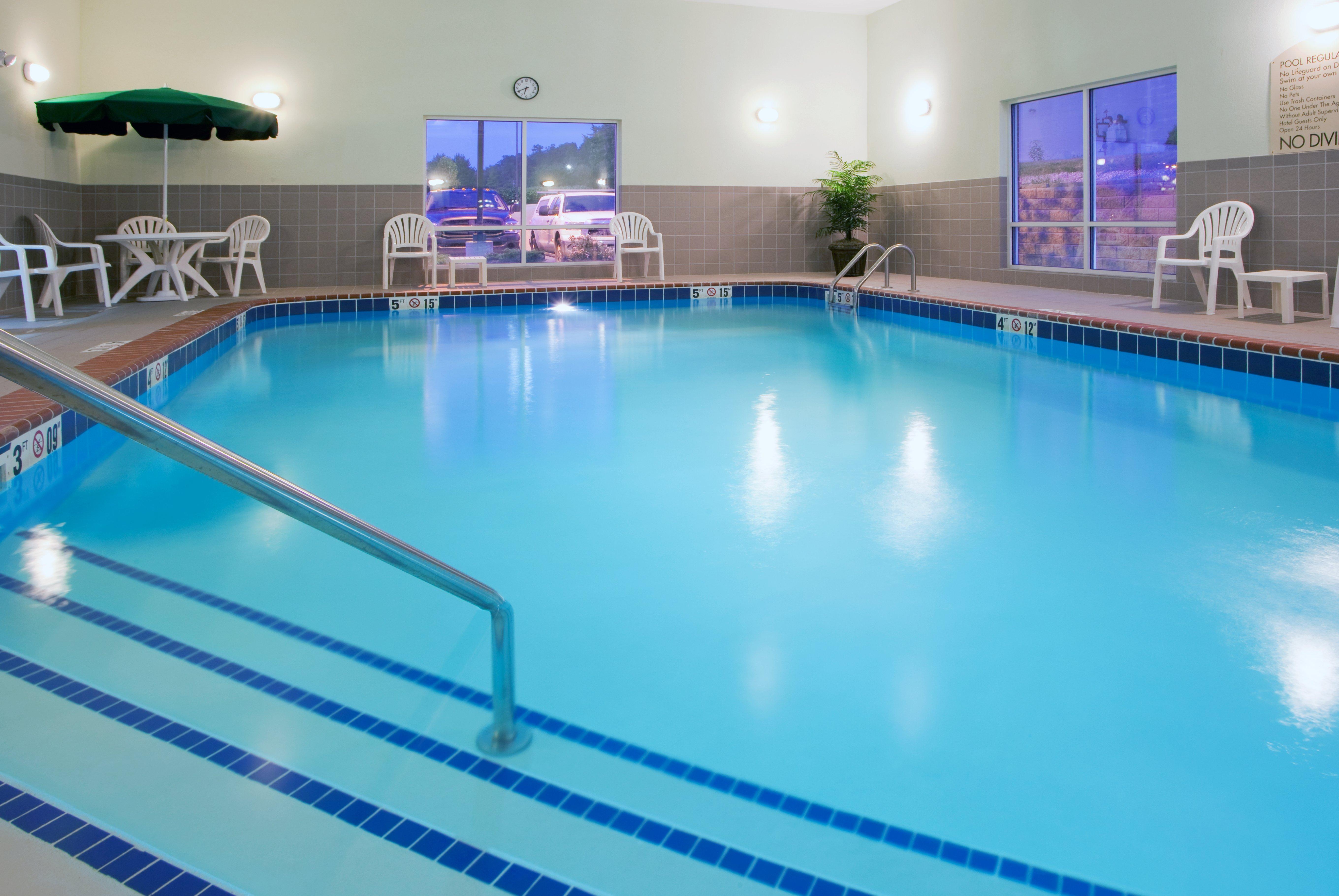 Holiday Inn Express Mineral Wells By Ihg Parkersburg Dış mekan fotoğraf