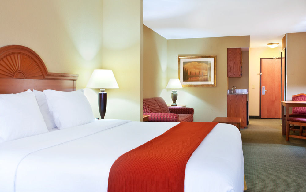 Holiday Inn Express Mineral Wells By Ihg Parkersburg Dış mekan fotoğraf