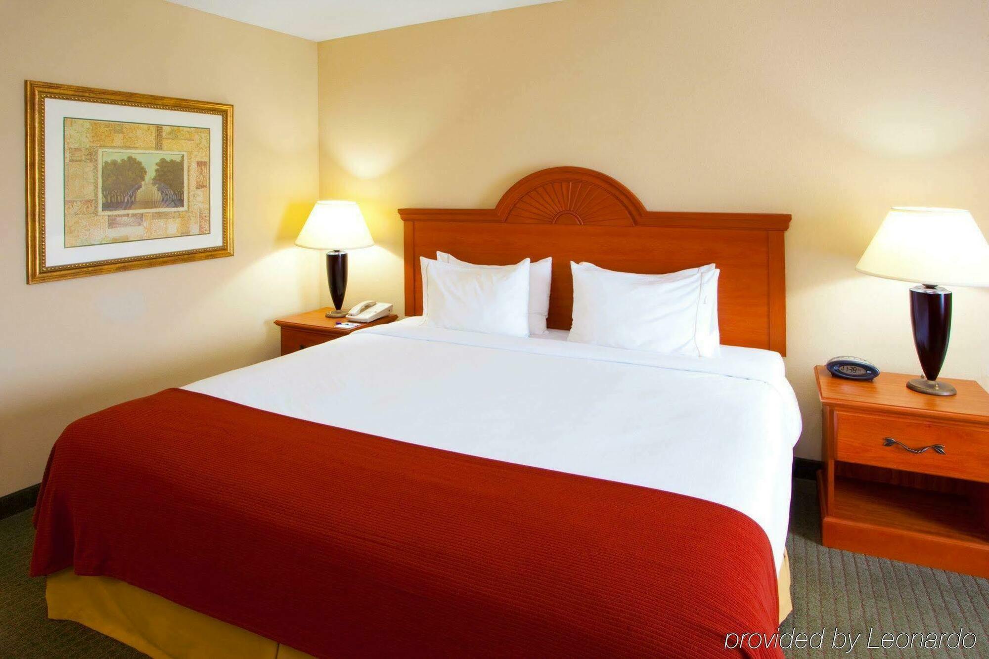 Holiday Inn Express Mineral Wells By Ihg Parkersburg Dış mekan fotoğraf