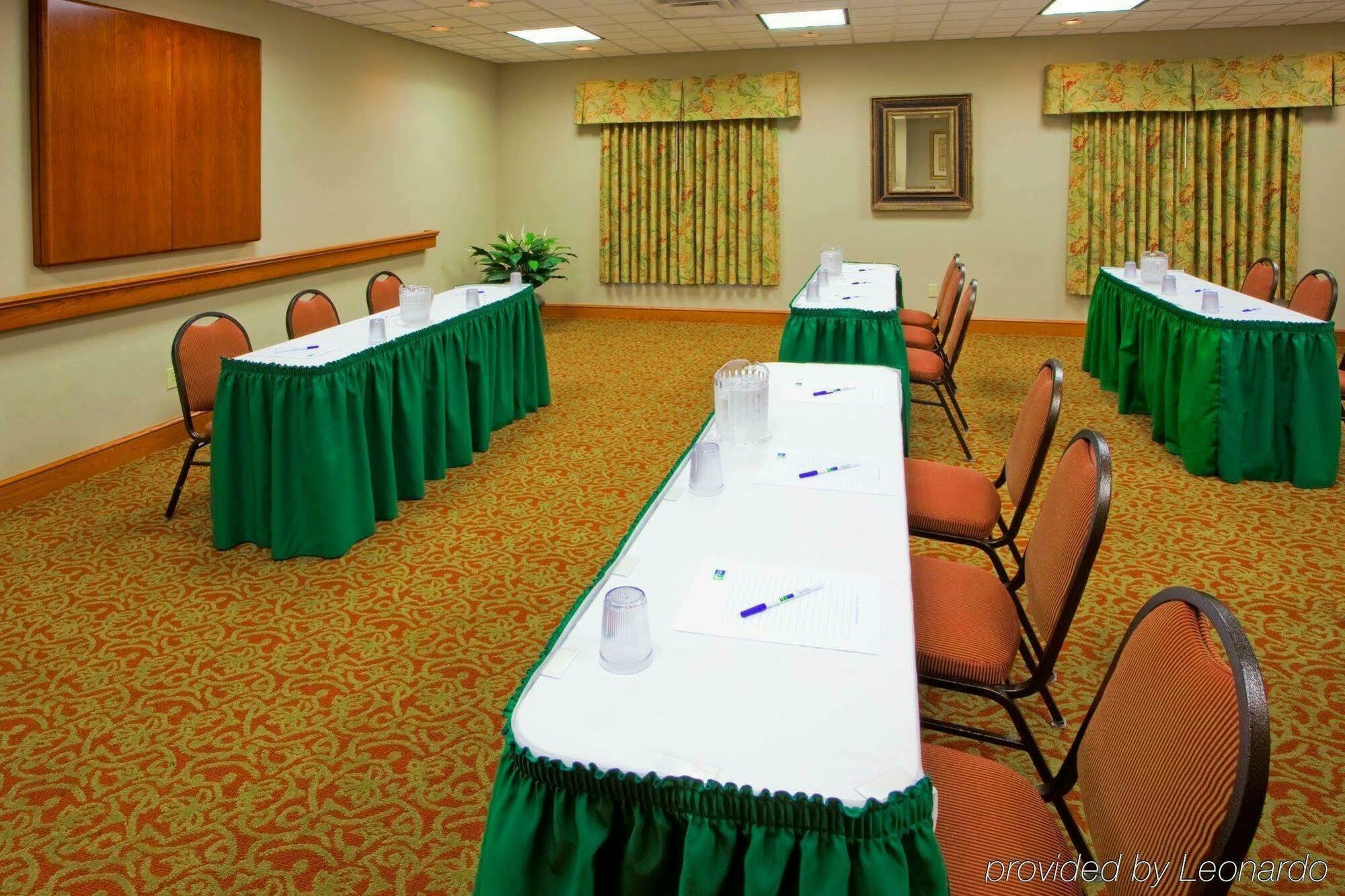 Holiday Inn Express Mineral Wells By Ihg Parkersburg Dış mekan fotoğraf