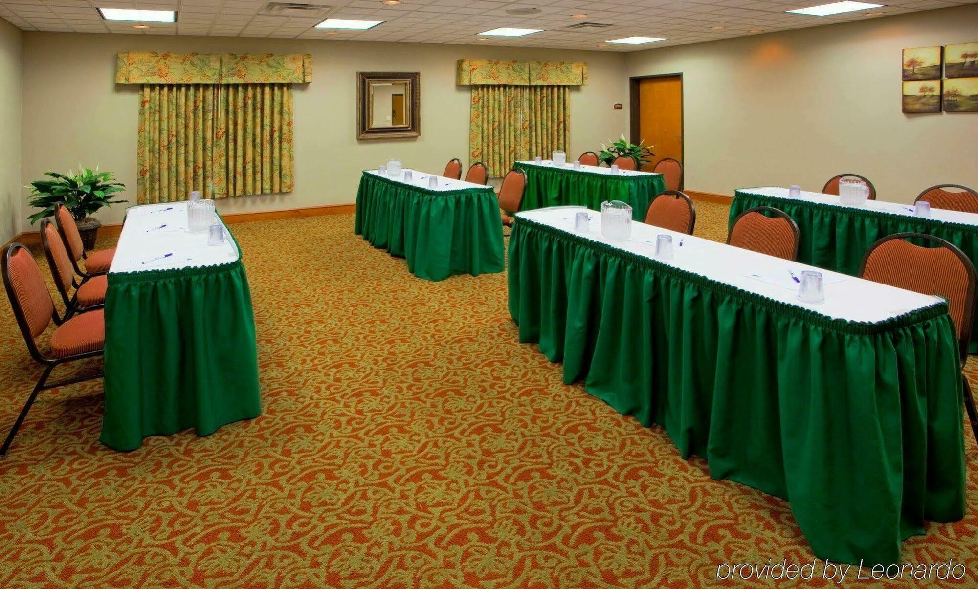 Holiday Inn Express Mineral Wells By Ihg Parkersburg Dış mekan fotoğraf